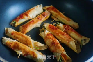 煎豆皮卷的做法步骤：8