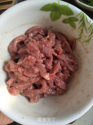 杭椒牛柳的做法步骤：5