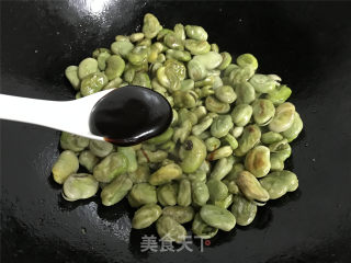 洋葱蚕豆的做法步骤：7