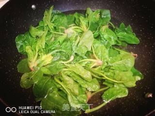 油泼菠菜的做法步骤：2