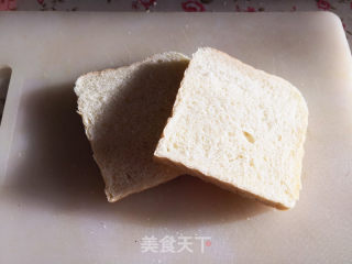吐司鸡蛋布丁的做法步骤：1