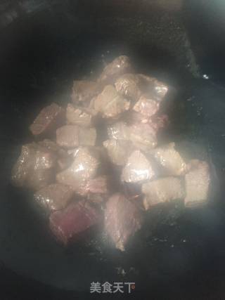 土豆烧牛肉的做法步骤：4