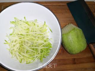 炸萝卜豆腐丸子的做法步骤：2