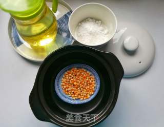 砂锅爆米花的做法步骤：1