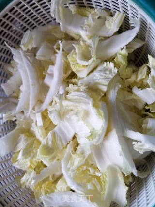 大白菜番茄炒鸡蛋的做法步骤：1