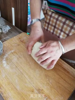 水煎饺的做法步骤：3