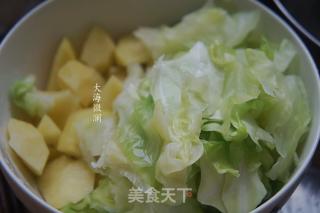 卷心菜炖土豆的做法步骤：4