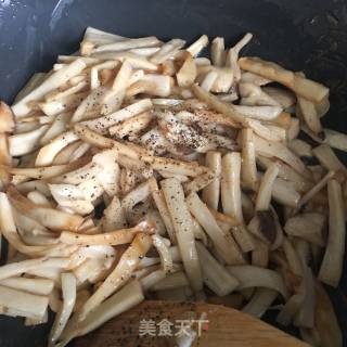 黑胡椒蒜香杏鲍菇的做法步骤：4