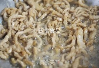 榨菜炒肉丝的做法步骤：4