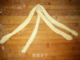 辫子面包圈的做法步骤：8