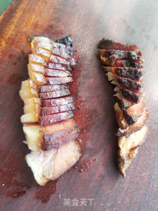 腊肉炒西蓝花金针菇的做法步骤：2