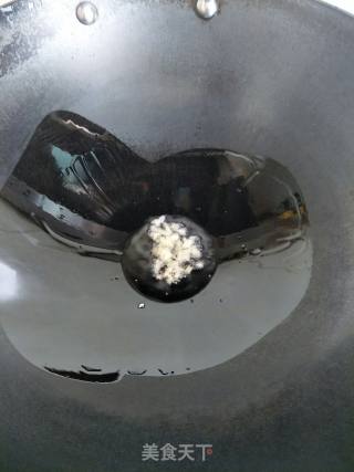快炒蒜蓉生菜的做法步骤：3