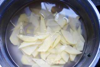 青椒土豆片的做法步骤：2