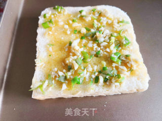 法式蒜香烤吐司的做法步骤：5