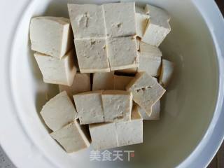 农家豆腐汤的做法步骤：2