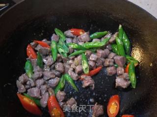 黑椒牛肉粒的做法步骤：8