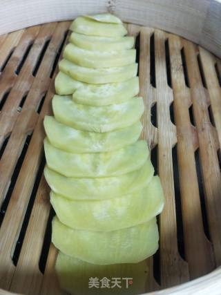 电饭煲蜂蜜红薯馒头的做法步骤：1
