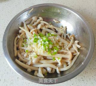 凉拌双菇的做法步骤：7