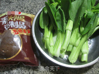 素火腿炒菜芯的做法步骤：1
