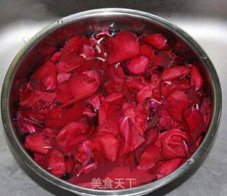 玫瑰鲜花饼的做法步骤：1