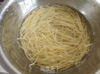 番茄土豆丝的做法步骤：3