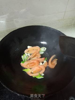 番茄炒菜花的做法步骤：5