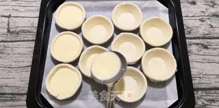一次性完成葡式蛋挞、蔓越莓蛋挞和蔓越莓布丁的做法步骤：7