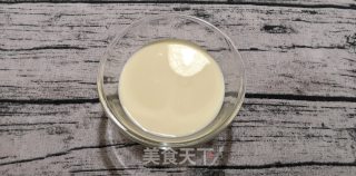 一次性完成葡式蛋挞、蔓越莓蛋挞和蔓越莓布丁的做法步骤：8