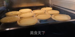 一次性完成葡式蛋挞、蔓越莓蛋挞和蔓越莓布丁的做法步骤：11