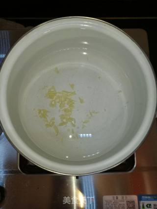 姜汁红糖鸡蛋汤的做法步骤：2