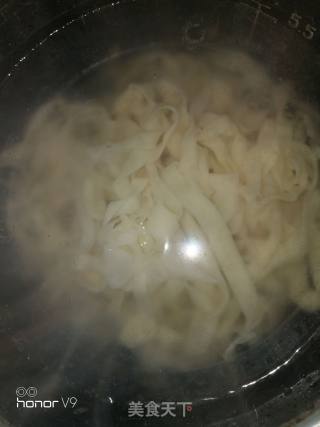 炒手擀面的做法步骤：8