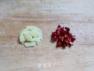 酸菜焖鱼的做法步骤：4