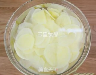 麻辣土豆片的做法步骤：2