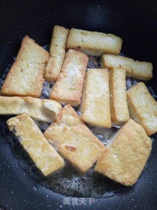 蚝油焖豆腐的做法步骤：2