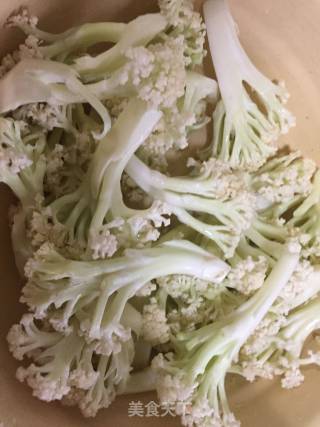 白灼台山白菜花的做法步骤：1