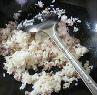 香芹牛肉末炒饭的做法步骤：7