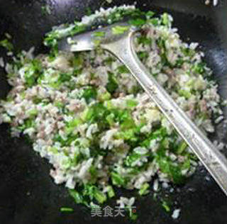 香芹牛肉末炒饭的做法步骤：8