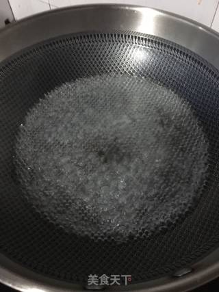 少油版菠菜炒鹅蛋的做法步骤：1