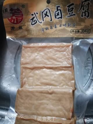腊味豆腐干的做法步骤：1