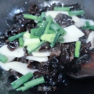 木耳炒山药的做法步骤：8