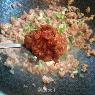酱炒肉末酸豆角的做法步骤：6