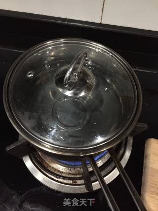 肉丸口菇汤的做法步骤：2