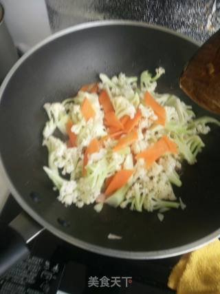 菜花胡萝卜炒肉的做法步骤：10