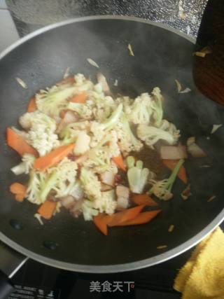 菜花胡萝卜炒肉的做法步骤：14