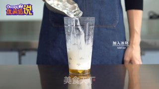 白桃嘟嘟茶 | 学奶茶哪家好呢？白桃乌龙奶茶的新做法的做法步骤：3