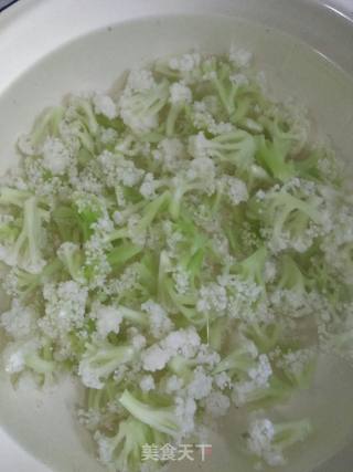 香菇炒有机菜花的做法步骤：4