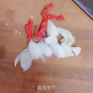 红焖带鱼的做法步骤：4