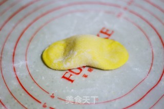 元宝馒头的做法步骤：6
