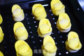 元宝馒头的做法步骤：9