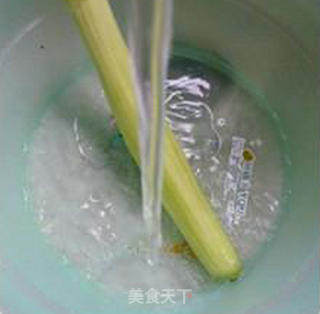 腐竹夜开花排骨汤的做法步骤：5